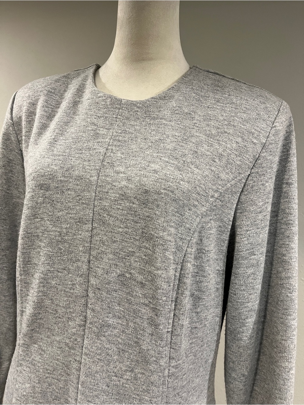 Vintage Gray Long-Sleeve mini Dress size 16 - Picture 2 of 13